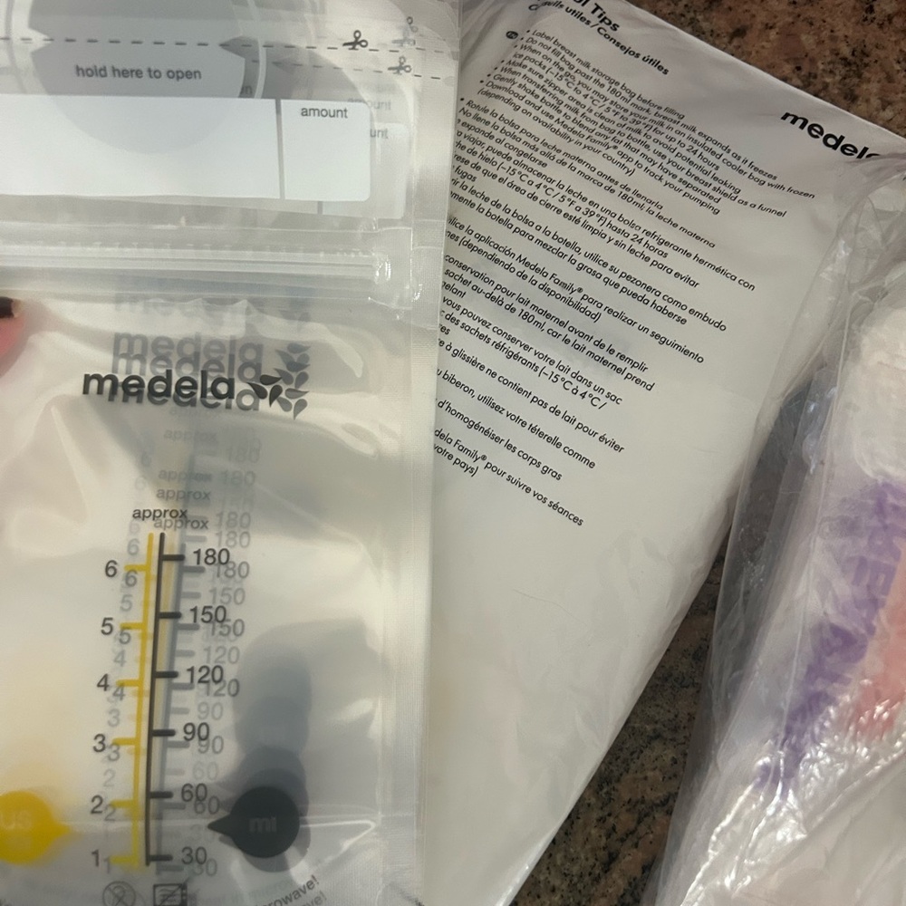 Breast Milk Storage Bags - Picture 3 of 4